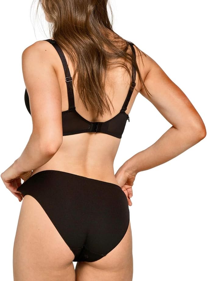 Louisa Bracq 44006 Chantilly Black Underwired Spacer Bra 38D